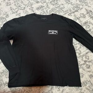 Men’s Quiksilver long sleeve